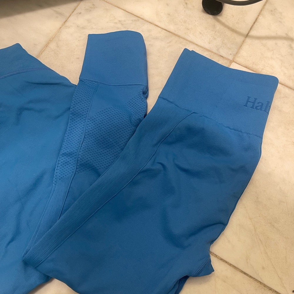 Half Days Ski Base Layer/ Workout Set - image 3